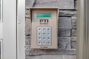 Extra Space Storage - 7427 - Temple Hills - Beech Rd - Photo 2