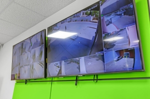 Extra Space Storage - 7463 - Phoenix - Glendale Ave - Photo 8