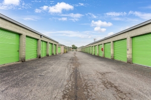 Extra Space Storage - 7500 - Louisville - Outer Loop - Photo 5