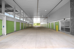 Extra Space Storage - 7530 - Annapolis - Old Mill Bottom Rd - Photo 5