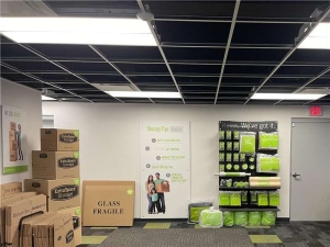 Extra Space Storage - 7570 - North Haven - Washington Ave - Photo 3