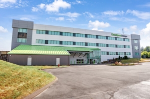 Extra Space Storage - 7602 - West Hartford - New Britain Ave