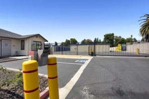 Extra Space Storage - 7632 - Manteca - Yosemite Ave - Photo 2