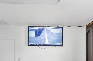 Extra Space Storage - 7632 - Manteca - Yosemite Ave - Photo 7