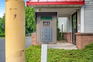 Extra Space Storage - 7643 - Schenectady - Altamont Ave - Photo 2