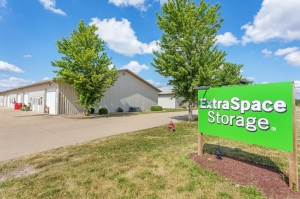 Extra Space Storage - 7647 - Champaign - Staley Rd