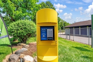 Extra Space Storage - 7660 - Madison - Ski Lane - Photo 3