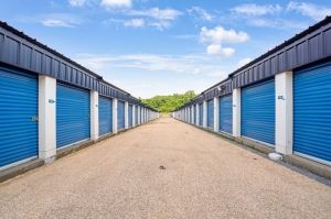 Extra Space Storage - 7688 - Providence - Veazie Street - Photo 4