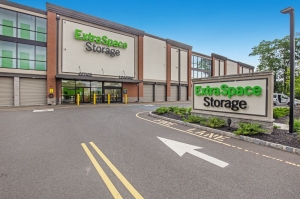 Extra Space Storage - 7706 - Cedar Knolls - Ridgedale Ave