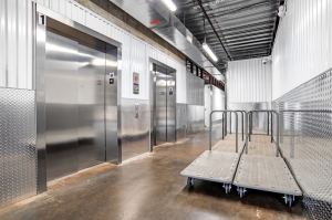 Extra Space Storage - 7737 - Harleysville - Franklin St - Photo 4