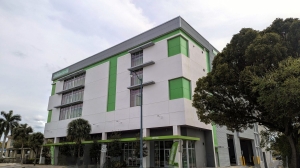 Extra Space Storage - 7745 - Miami - 8th St