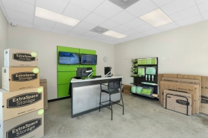 Extra Space Storage - 7746 - Pearland - County Road 127 - Photo 3