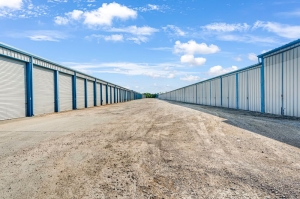 Extra Space Storage - 7746 - Pearland - County Road 127 - Photo 4