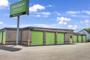 Extra Space Storage - 7761 - Otsego - Queen's Ave NE