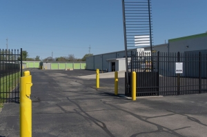 Extra Space Storage - 7793 - Hamilton - Fairgrove Ave - Photo 5