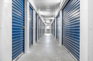 Extra Space Storage - 7837 - Fairview Heights - Longacre Dr - Photo 4