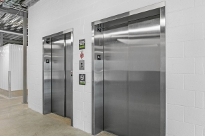 Extra Space Storage - 7845 - Fort Myers - 17780 San Carlos Blvd - Photo 5