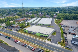 Extra Space Storage - 7887 - Parkville - Old Harford Rd - Photo 6