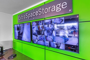 Extra Space Storage - 7893 - Tacoma - Puyallup Ave - Photo 7