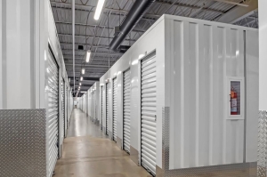 Extra Space Storage - 7945 - Wickliffe - Lakeland Blvd - Photo 3