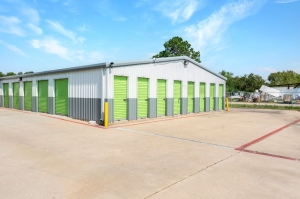 Extra Space Storage - 7983 - Pearland - Main St - Photo 5