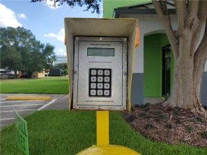 Extra Space Storage - 8073 - Houston - Bay Area Bl - Photo 2