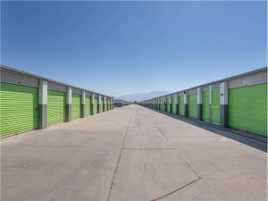 Extra Space Storage - 0177 - Hemet - S Sanderson - Photo 4