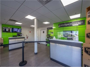 Extra Space Storage - 0256 - Phoenix - West Peoria - Photo 3