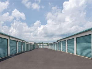 Extra Space Storage - 0365 - Kent - Cherry St - Photo 4