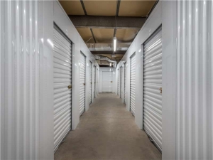 Extra Space Storage - 0517 - Tempe - E Southshore Dr - Photo 5