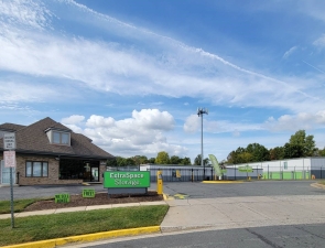 Extra Space Storage - 0800 - Gaithersburg - Earhart Ct