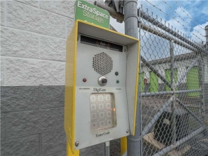 Extra Space Storage - 8222 - Dunmore - Reeves St - Photo 2