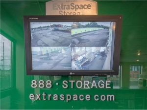 Extra Space Storage - 8222 - Dunmore - Reeves St - Photo 7