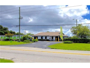 Extra Space Storage - 8186 - Pinellas Park - 62nd Ave N