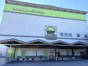 Extra Space Storage - 8258 - Houston - San Jacinto St