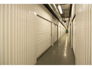 Extra Space Storage - 8373 - Murrieta - Jefferson Avenue - Photo 5