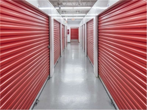 Extra Space Storage - 8447 - Silver Spring - Newell St - Photo 4