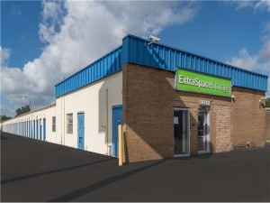 Extra Space Storage - 8602 - Houston - Golfway St - Annex - Photo 6