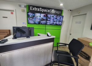 Extra Space Storage - 8558 - Lake Mary - Rinehart Rd - Photo 7