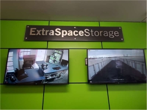 Extra Space Storage - 8788 - El Paso - Armour Dr - Photo 7