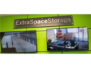 Extra Space Storage - 8789 - El Paso - North Mesa St. - Photo 7