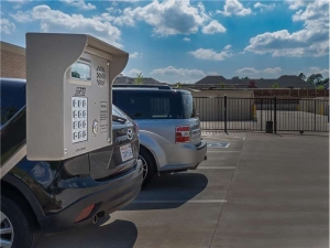 Extra Space Storage - 8799 - Edmond - Coltrane Road - Photo 2