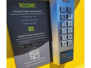 Extra Space Storage - 8908 - El Paso - 10201 Dyer St - Photo 2