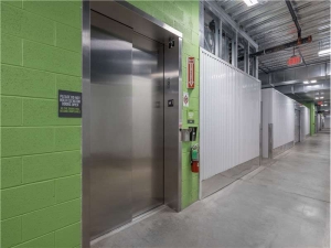 Extra Space Storage - 8945 - Chalfont - 505 W Butler Ave - Photo 4