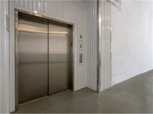 Extra Space Storage - 7013 - Chicago - W Jackson Blvd - Photo 5
