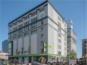 Extra Space Storage - 7013 - Chicago - W Jackson Blvd - Photo 6