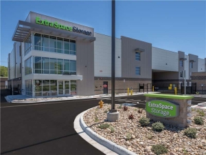 Extra Space Storage - 8872 - Broomfield - Industrial Ln