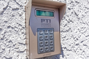 Extra Space Storage - 7185 - South Pasadena - Mission St - Photo 2