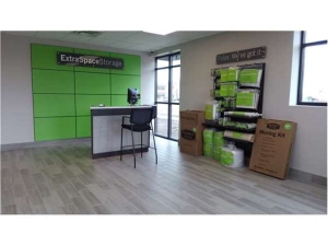 Extra Space Storage - 7177 - Centerville - 1205 West - Photo 3