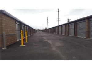 Extra Space Storage - 7177 - Centerville - 1205 West - Photo 4